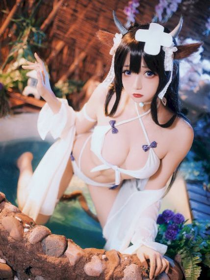 爱草视频
