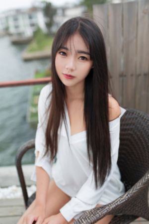 啊好痛嗯轻一点欧美