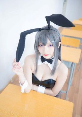 凌晨三点半